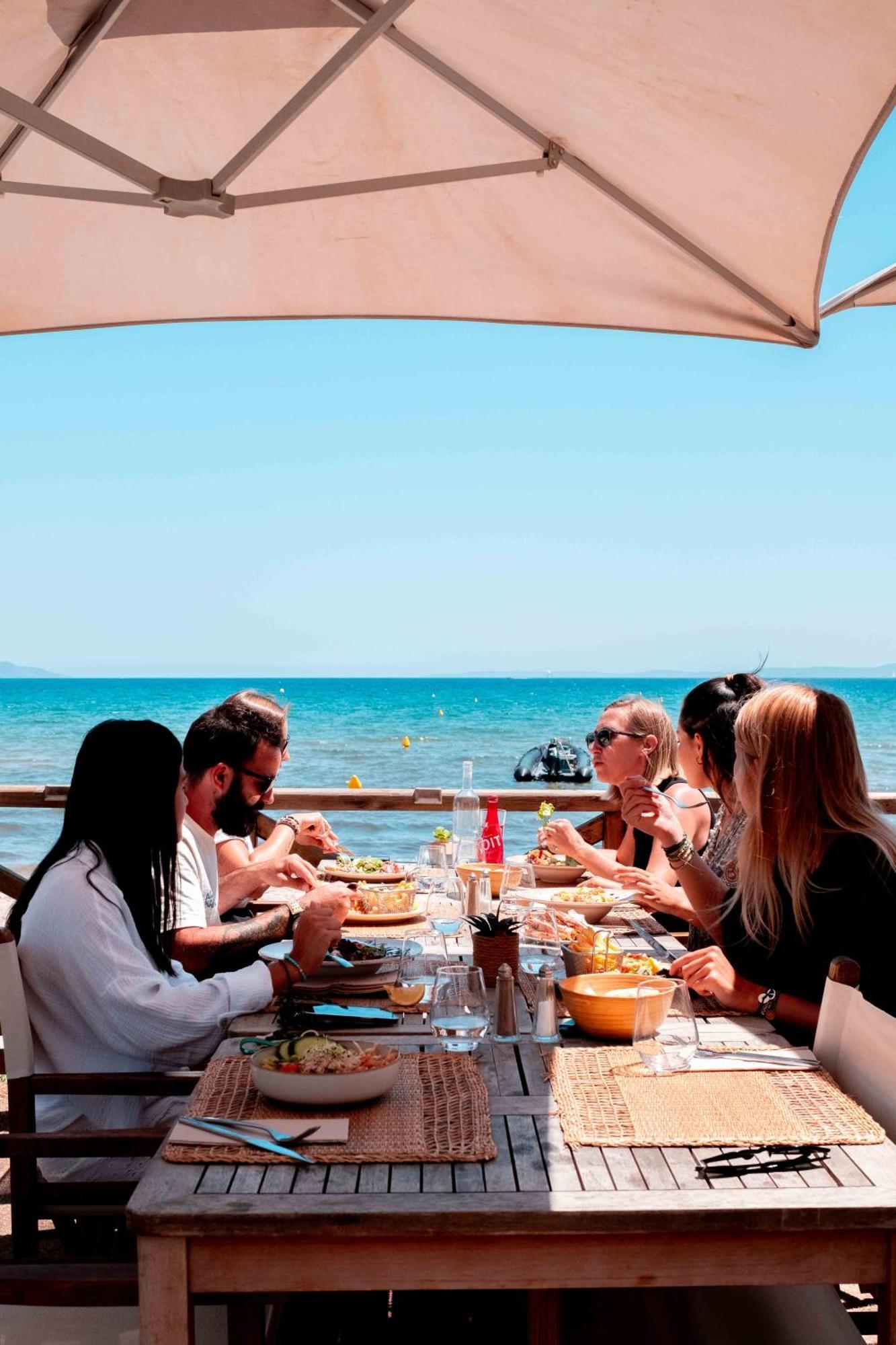 Salines Hotel Hyeres Luaran gambar